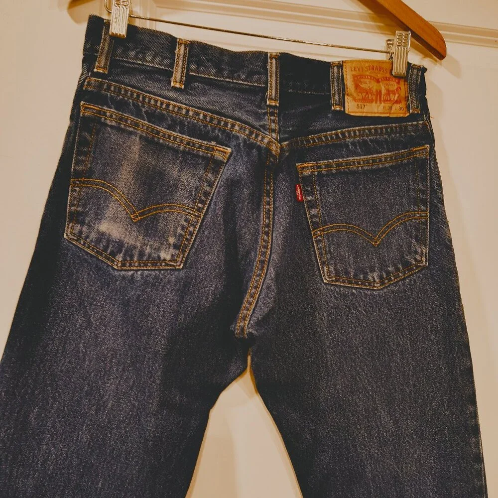 Levi's Men's 517 Bootcut Mid Rise Regular Fit Boot Cut Jeans - Dark Stonewash - Picture 1 of 10